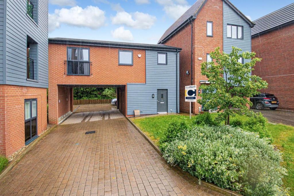 Norden Mead, Walton, Milton Keynes